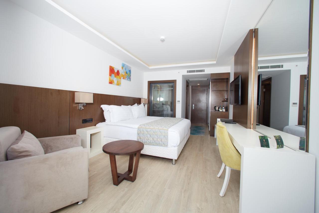 Çeşme The Nowness Luxury Hotel & Spa Adulty Only מראה חיצוני תמונה